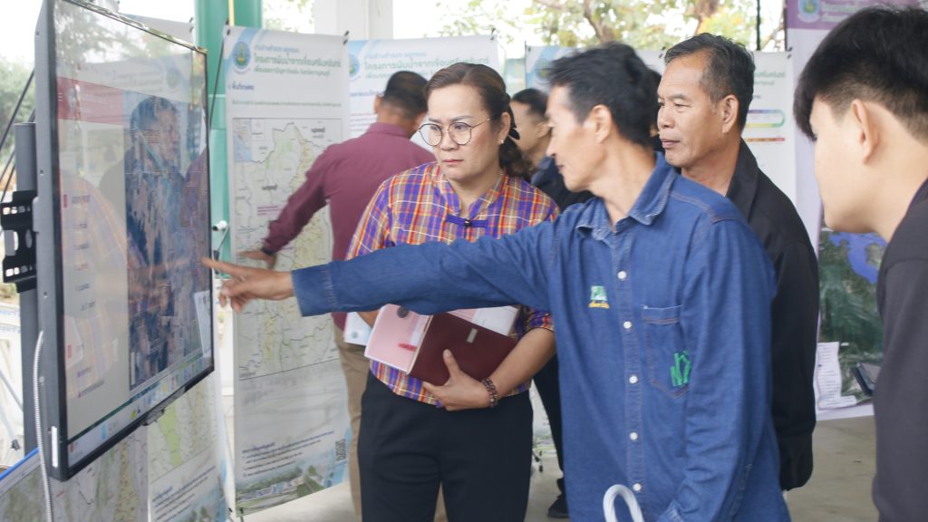 1000036446-1024x576 กาญจนบุรี –บริษัทงานจ้างสำรวจ ทั้ง 5 บริษัท การออกแบบ โครงการผันน้ำจากเขื่อนศรีนครินทร์ ประชุมกลุ่มย่อย เวทีแรกครั้งที่ 2 เพื่อบรรเทาปัญหาภัยแล้งใน 5 อำเภอ ในที่ประชุมเห็นด้วยกับโครงการนี้ เน้นต้องอย่าให้คนต้นน้ำขาดน้ำ