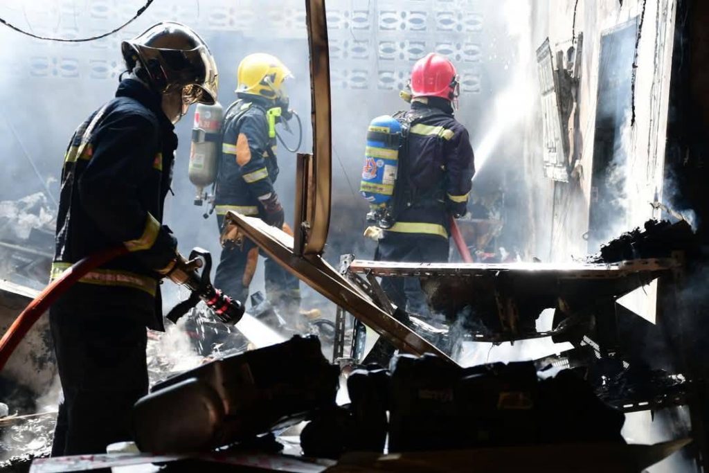 IMG_1175-1024x683 มทบ.37/ศบภ.มทบ.37 ร่วมระงับเหตุเพลิงไหม้ ณ บริเวณถนนวัดใหม่หน้าค่าย ซอย 3 (ร้านอาหาร Ozone เก่า)