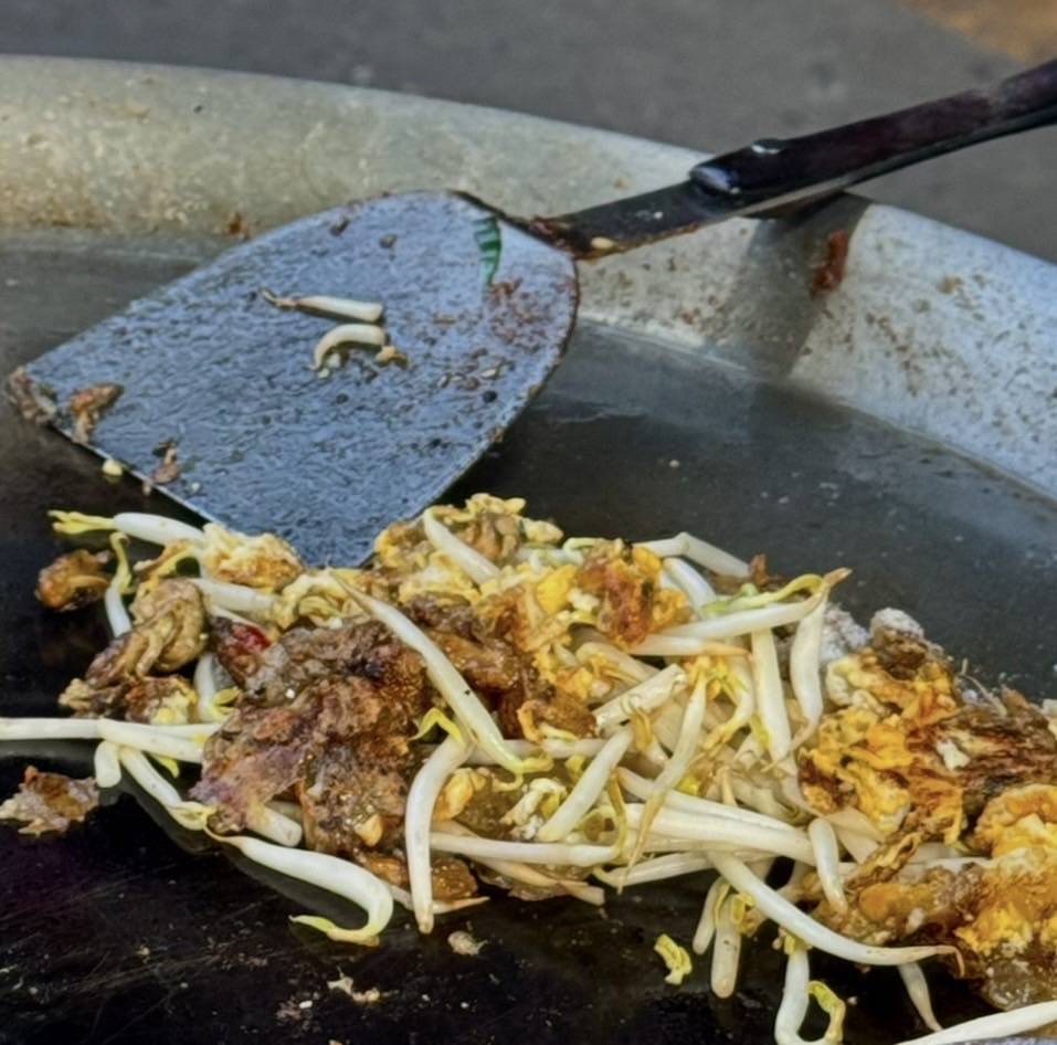 IMG_3643 ไปเที่ยวสมุทรสงครามต้องแวะกินหอยทอดดั้งเดิม