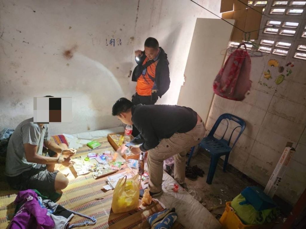 IMG_4157-1024x768 ตร.พัทยา เข้มลุยจับขี้ยา เมายาจุดไฟ หวั่นลามเข้าบ้านเรือนประชาชน