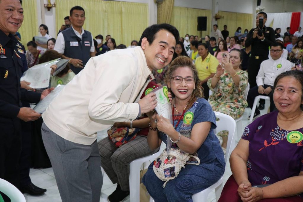 1741417376053-1024x683 โครงการ "ธนารักษ์เอื้อราษฎร์" มอบสัญญาเช่าที่ราชพัสดุ โดย รัฐมนตรีช่วยว่าการกระทรวงการคลัง ณ.อาคารพระมงคลสิทธิคุณ วัดทุ่งลาดหญ้า เมืองกาญจนบุรี