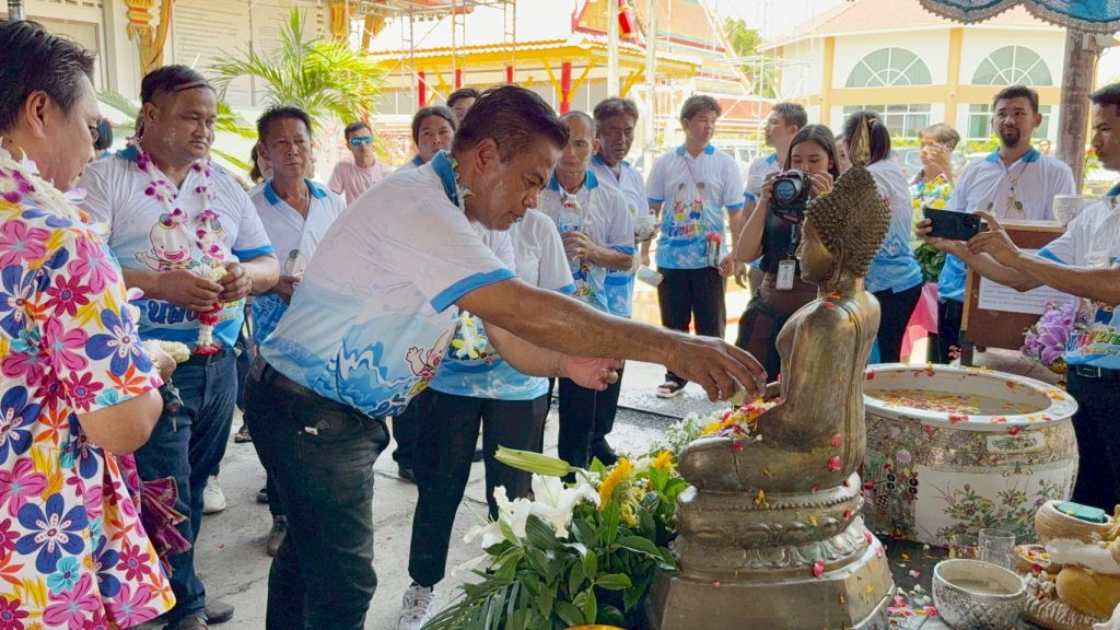 1744894718436-1024x576 อบต.ต้นตาล แจกข้าวสารไข่น้ำมันพืชให้ผู้สูงอายุเทศกาลสงกรานต์