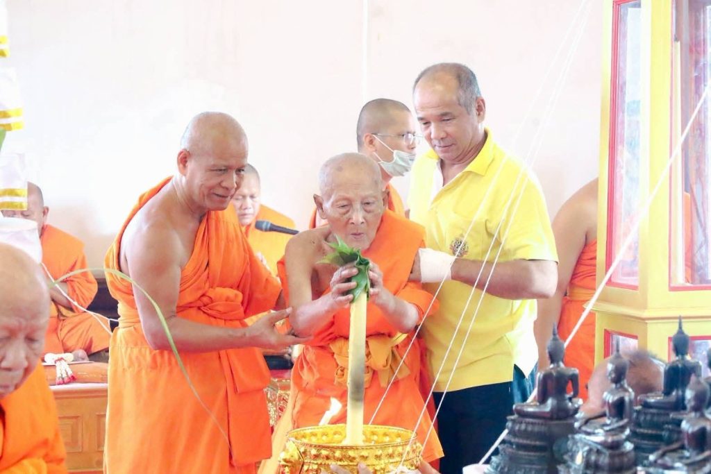 FB_IMG_1749903580783-1024x683 พิธีใหญ่พุทธาภิเษก “พระบูชาหลวงพ่อศรีสวรรค์” 