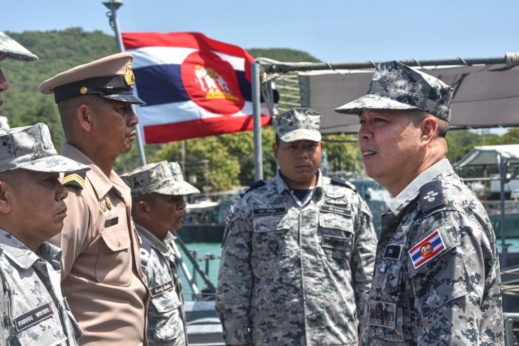 1753497750321-1024x683 ผบ.กองเรือยุทธการ สั่ง “พร้อมรบสูงสุด” ตามแผนจักรพงษ์ภูวนารถ-แผนกษัตริย์ศึก ตรวจความพร้อมหมู่เรือพิฆาต หน่วยซีล และ ฮ.ปฏิบัติการ รับมือภัยคุกคาม "ชมคลิป"