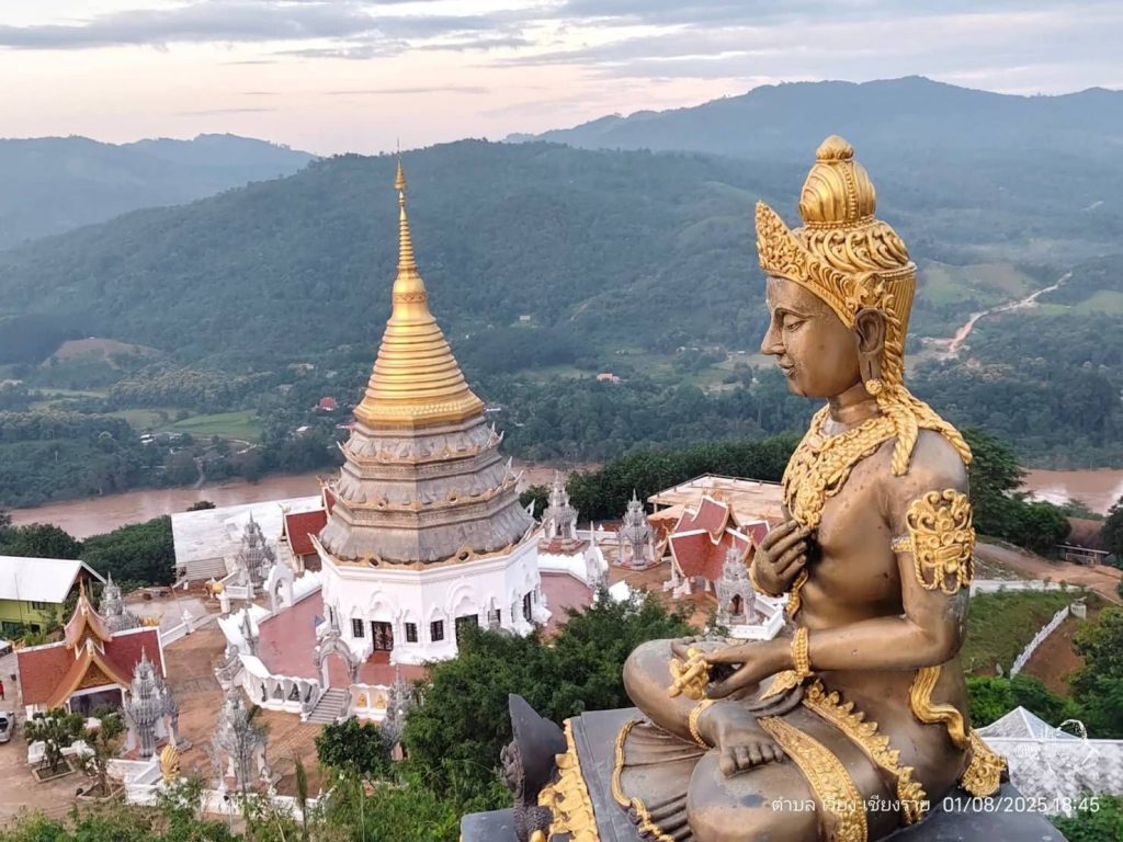 1754396136724-1024x768 อัญเชิญพระบรมสารีริกธาตุจากศรีลังกา สู่แผ่นดินล้านนา ประดิษฐาน ณ วัดเทพนิมิตรสุดเขตแดนสยาม เมืองเชียงของ จ.เชียงราย