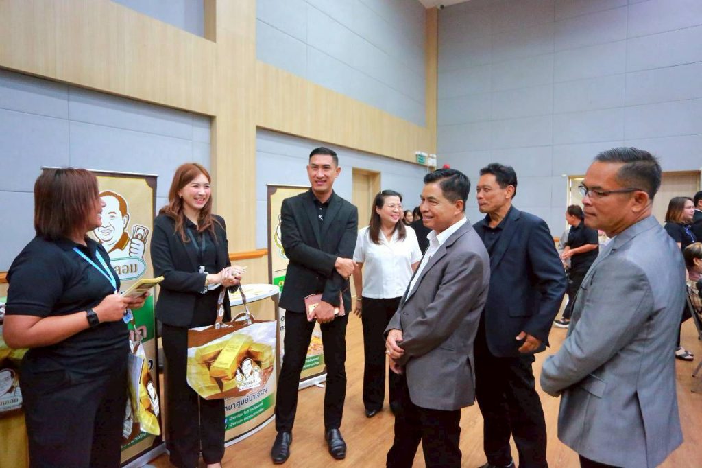 1779778422612-1024x682 ปทุมธานี ผู้สูงวัยรวมตัวพบปะทำกิจกรรม ที่ ทม.คูคต ที่อาคารอเนกประสงค์ชั้น 2 เทศบาลเมืองคูคต ตำบลคูคต อำเภอลำลูกกา จังหวัดปทุมธานี จัดโครงการ “ผู้สูงอายุ สุขใจ สูงวัยอย่างมีคุณค่า ชราอย่างมีคุณภาพ